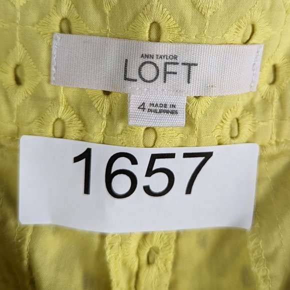 Loft* Women's Multi-Hole Design (Lined) 3 Closed Pocket Belt Loop Shorts~ Size 4 - Picture 3 of 11